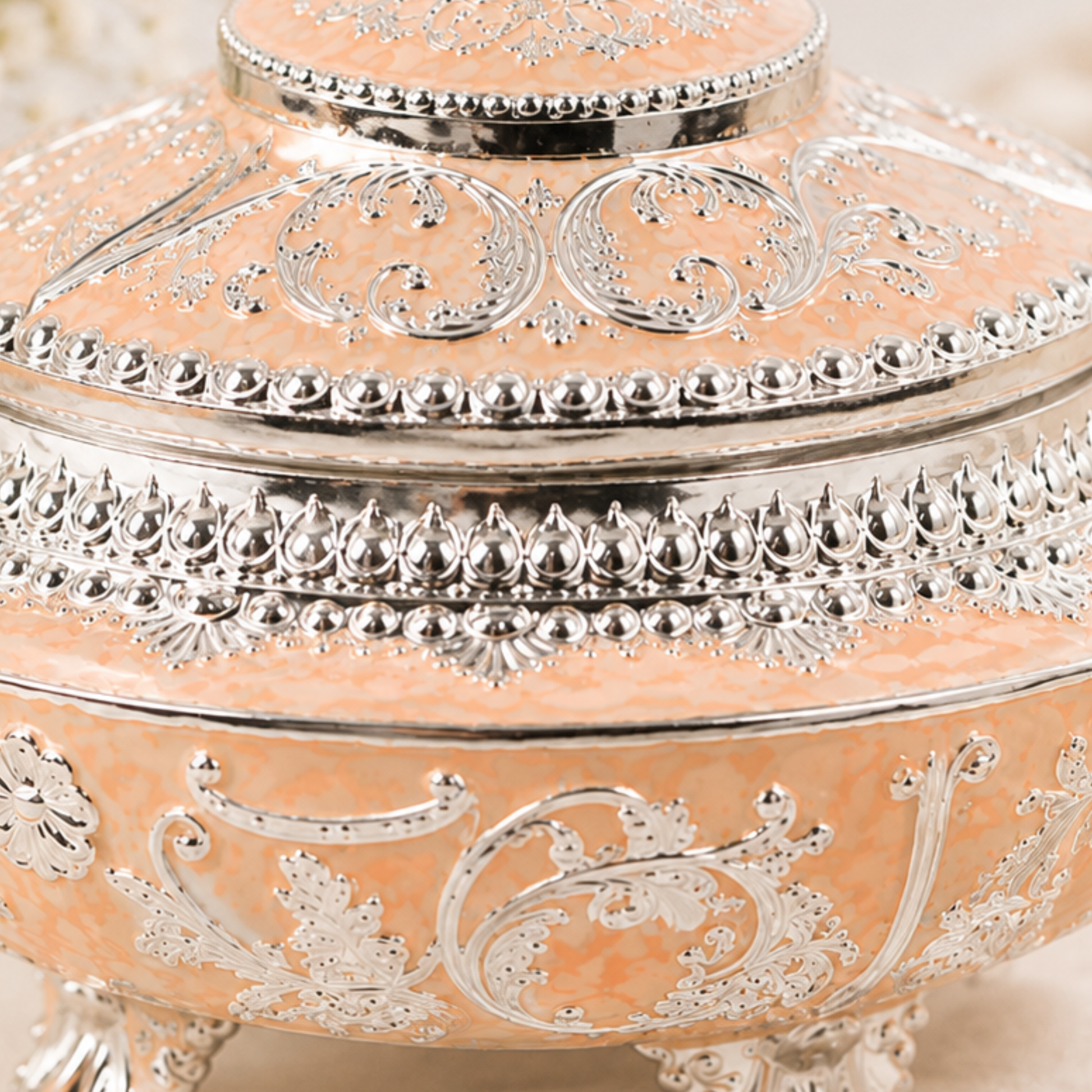 Heritage Jar Peach - Close Up